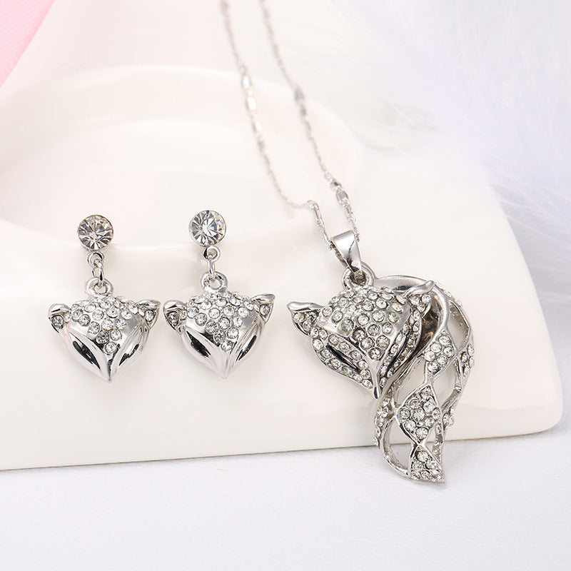 Stylish Fox Necklace Earring Set