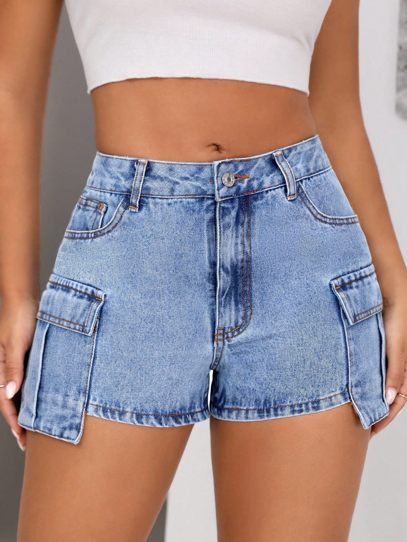 Holiday Comfort Fashion - Women's Slim Fit Denim Shorts