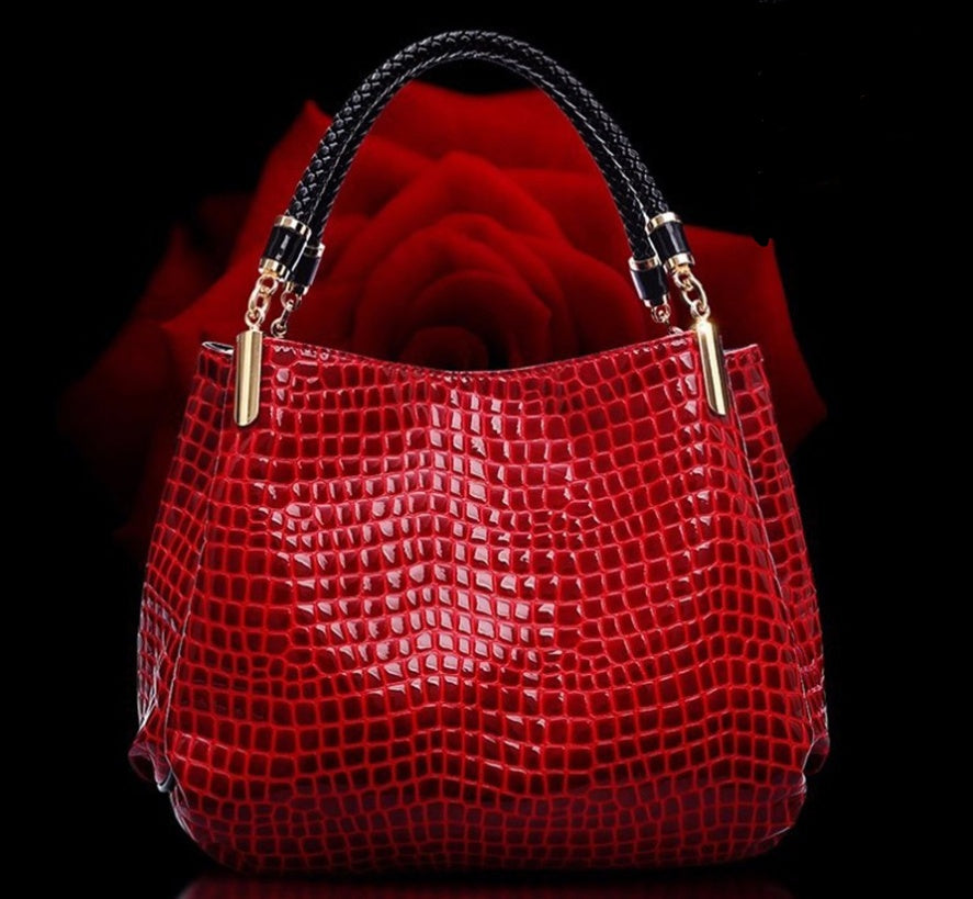 Stylish Ladies' Shoulder Bag