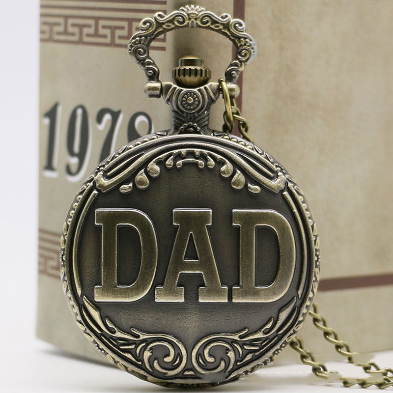 Stor DAD Fickklocka - Timeless Modern Sleek Sturdy Statement Classic Elegant Masculine