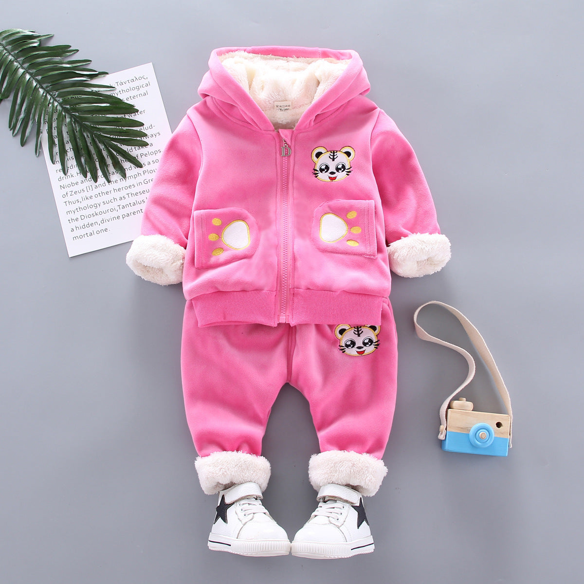Professional Children's Clothing Sports Suit