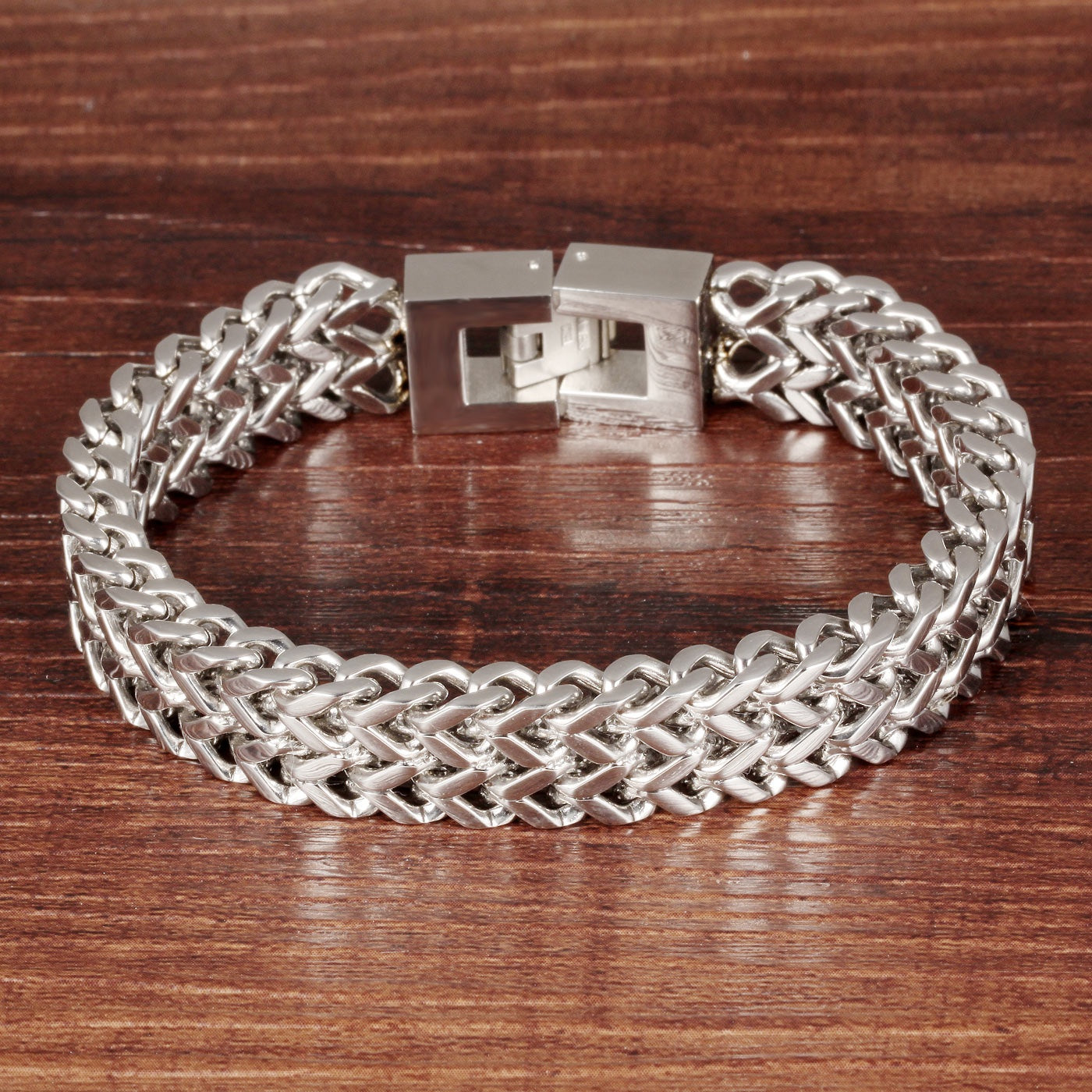N790 Armband