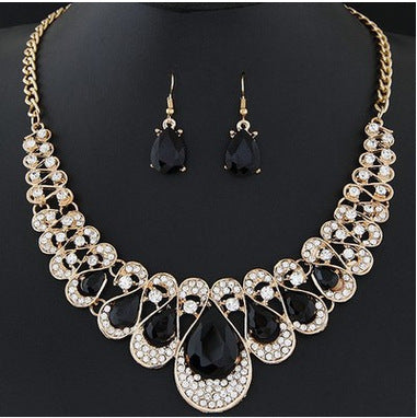 Luxury Necklace and Earring Set - Elegant Design