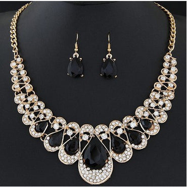 Luxury Necklace and Earring Set - Elegant Design