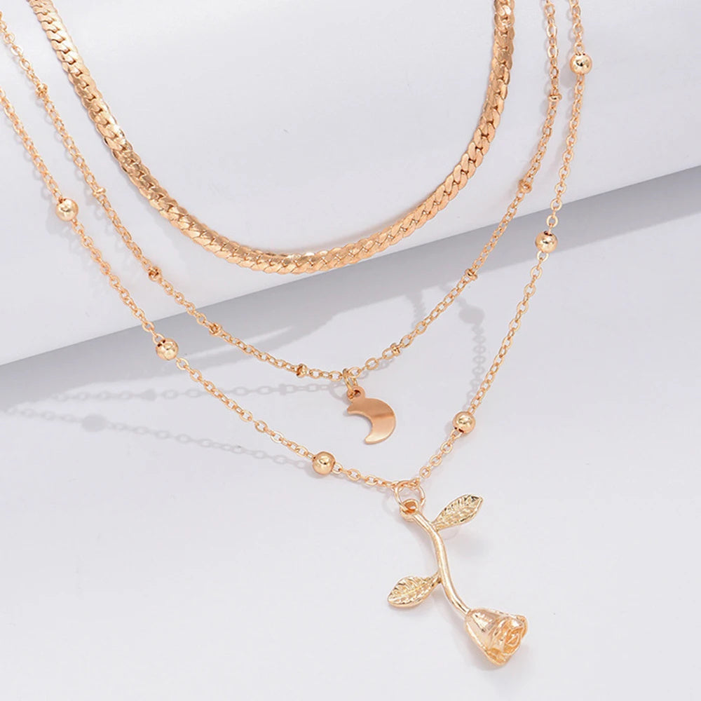 Bohemiska flerskiktade månguldfärgade hängenhalsband för kvinnor rosblomma chokerhalsband 2025 modesmycken festpresent alla hjärtans dag-presenter