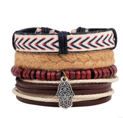 Moderiktiga pärlbesatta läderarmband och armband