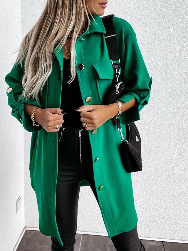 Jupe-culotte de longueur moyenne avec décoration de bouton de traction