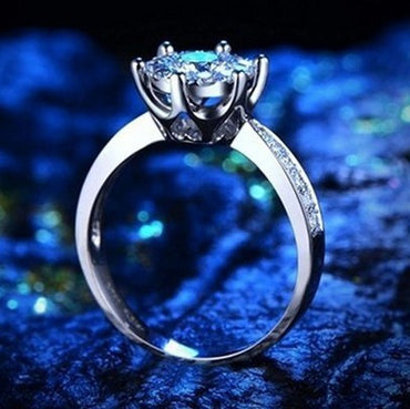 Önskar 2021 mode bague de fiançailles utsökt åtta hjärta åtta pil zircon ring kvinnliga smycken grossistleder