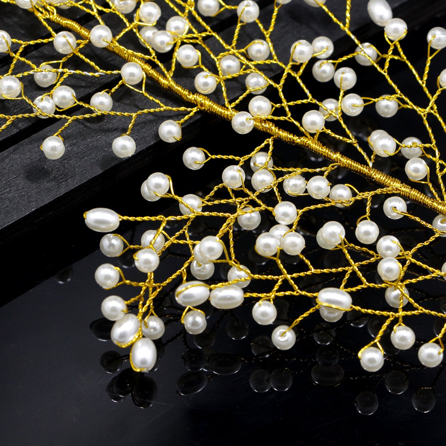 The Bride Wedding Outdoor Shooting Handmade Pearl Comb Shape Sample Leaves Hair Headdress Spot Wholesale
