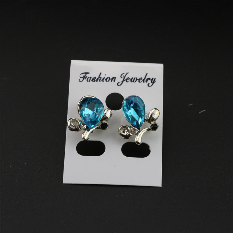 Elegant Three-piece Necklace Set - Stylish and Versatile