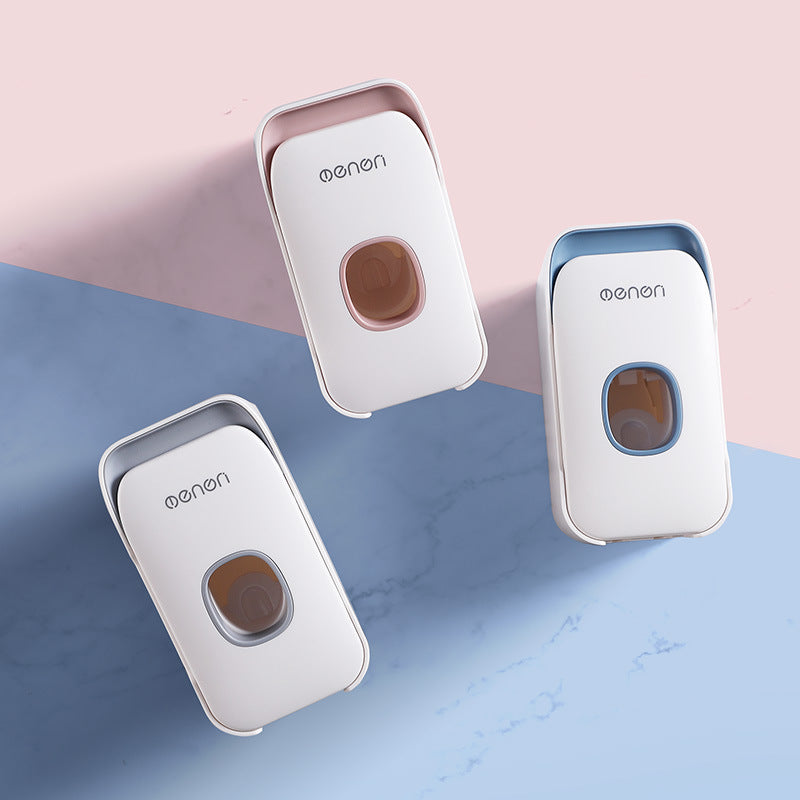 Distributeur automatique de dentifrice