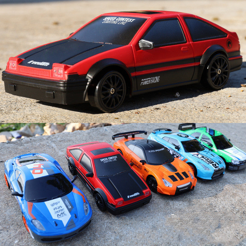 2.4G Drift Rc Bil 4WD RC Drift Billeksak Fjärrkontroll GTR Modell AE86 Fordon Bil RC Racing Billeksak För Barn Julklappar
