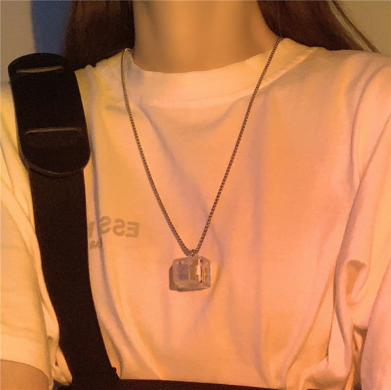 Dekompression Halsband Manipulator Feel Button Lysande Hängsmycke Män Och Kvinnor Par Mode Smycken Accessoarer