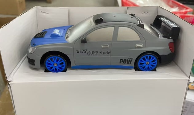 2.4G Drift Rc Bil 4WD RC Drift Billeksak Fjärrkontroll GTR Modell AE86 Fordon Bil RC Racing Billeksak För Barn Julklappar