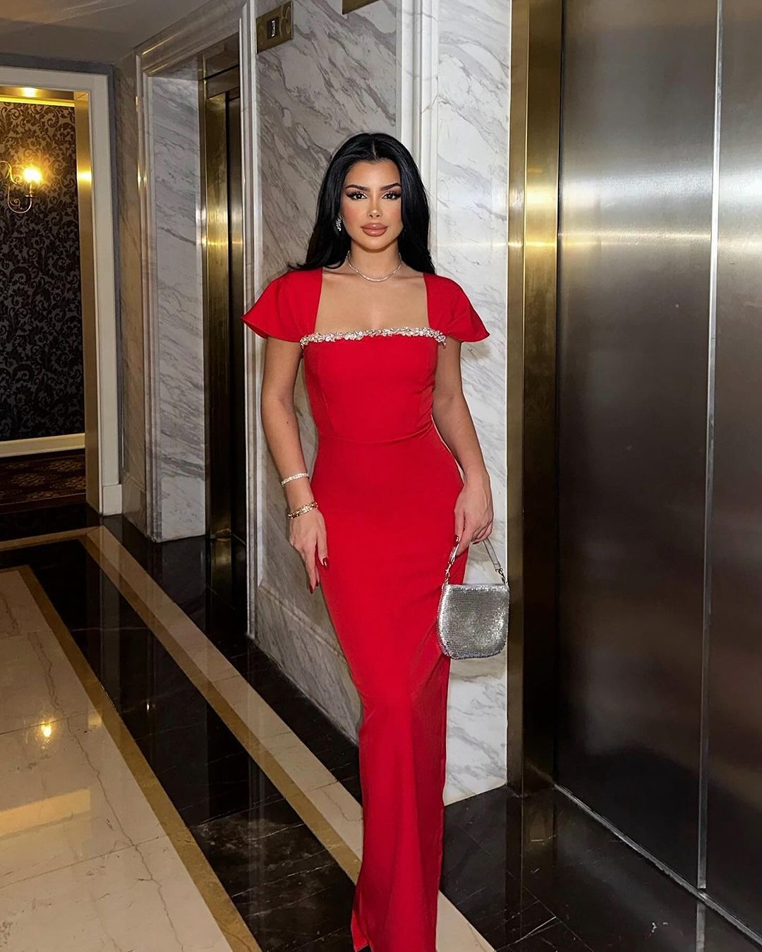 Luxury Solid Color Diamond Evening Dress
