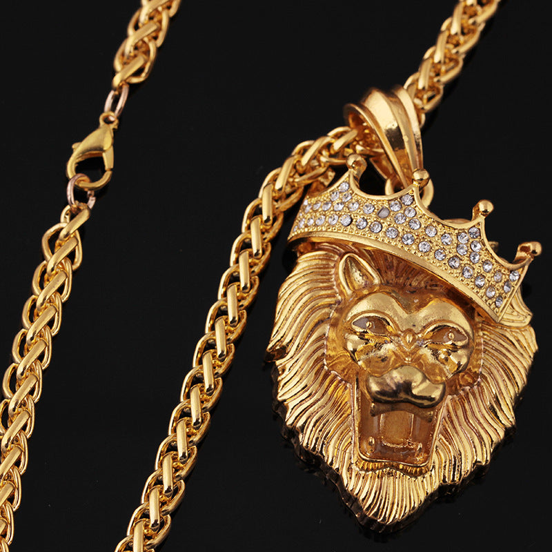 Europe et États-Unis vendant des colliers lumineux hip-hop couronne de diamant lion hommes unisexe pendentif lumineux hiphop plaqué or