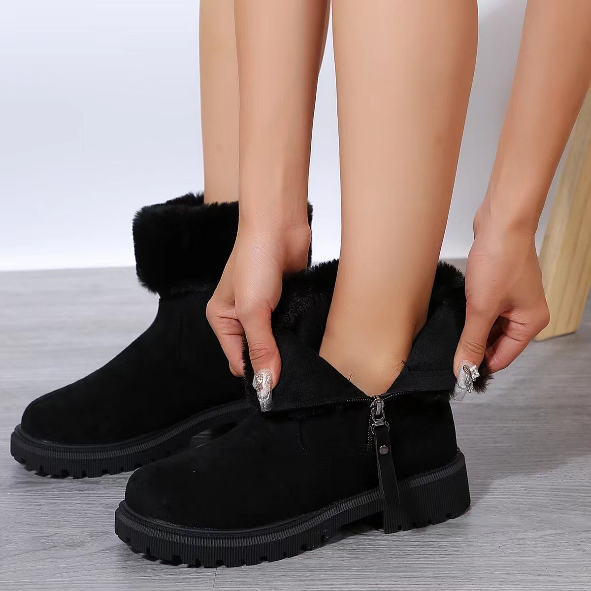 Women's Warm Plush Winter Snow Boots with Side Zipper