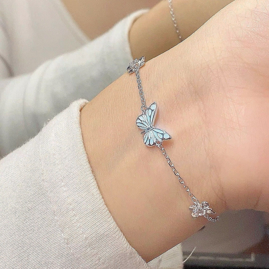 Moderiktigt blått lysande fjärilshalsband armbandsset för kvinnor med nyckelbenskedja, choker, festsmyckeset, present