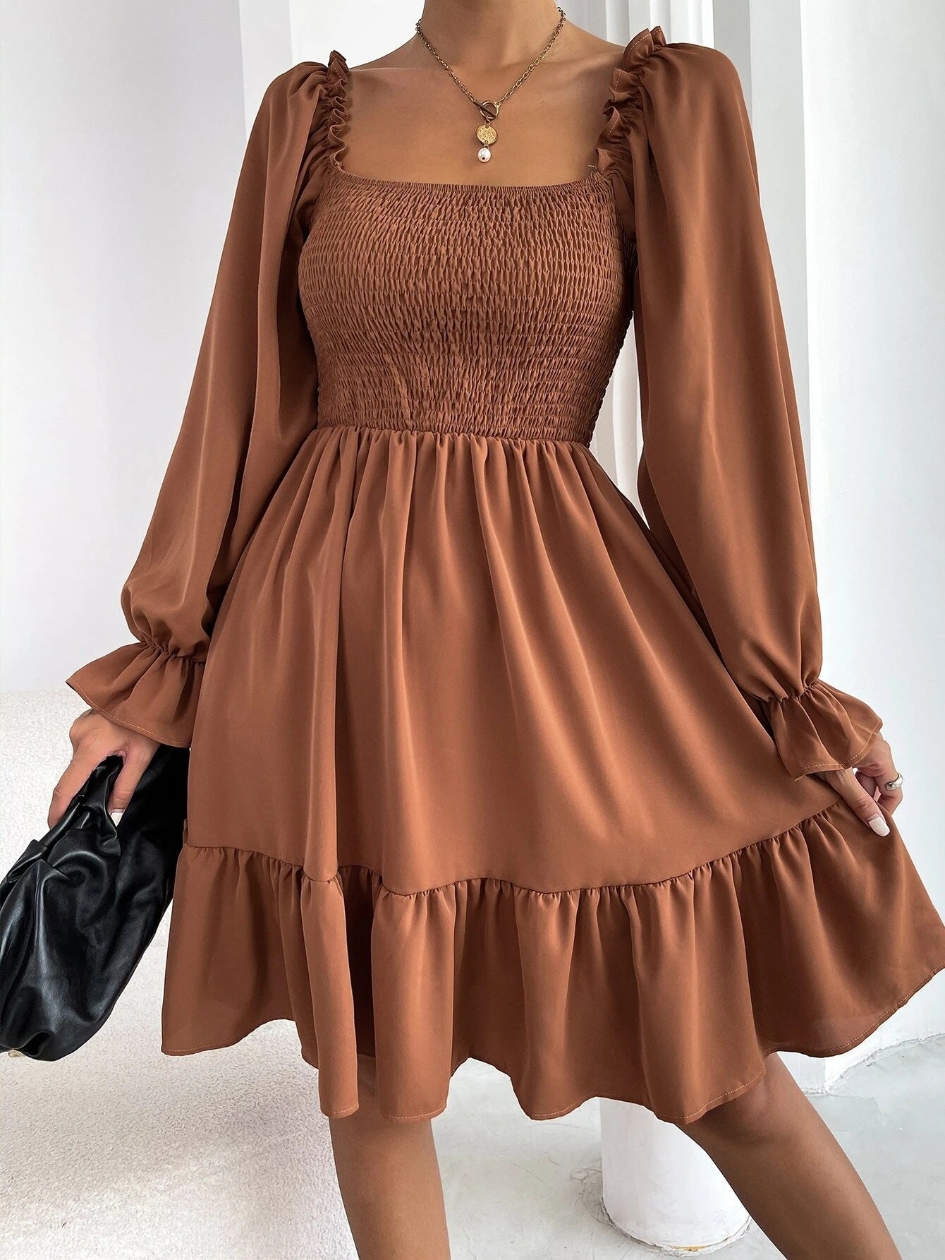 Robes évasées à manches longues pour femmes, col carré, robe trapèze à volants