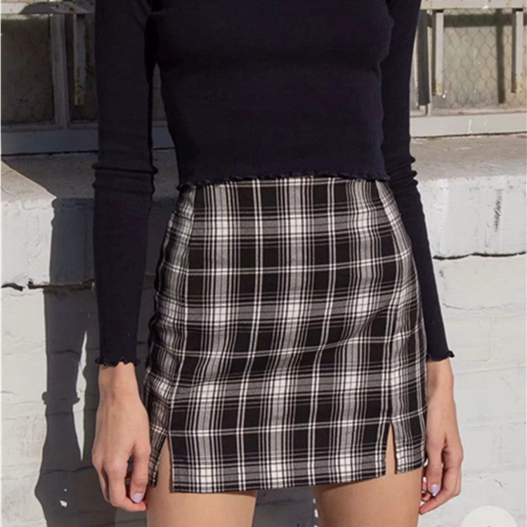 Rutig kjol med dubbel slits nederkant