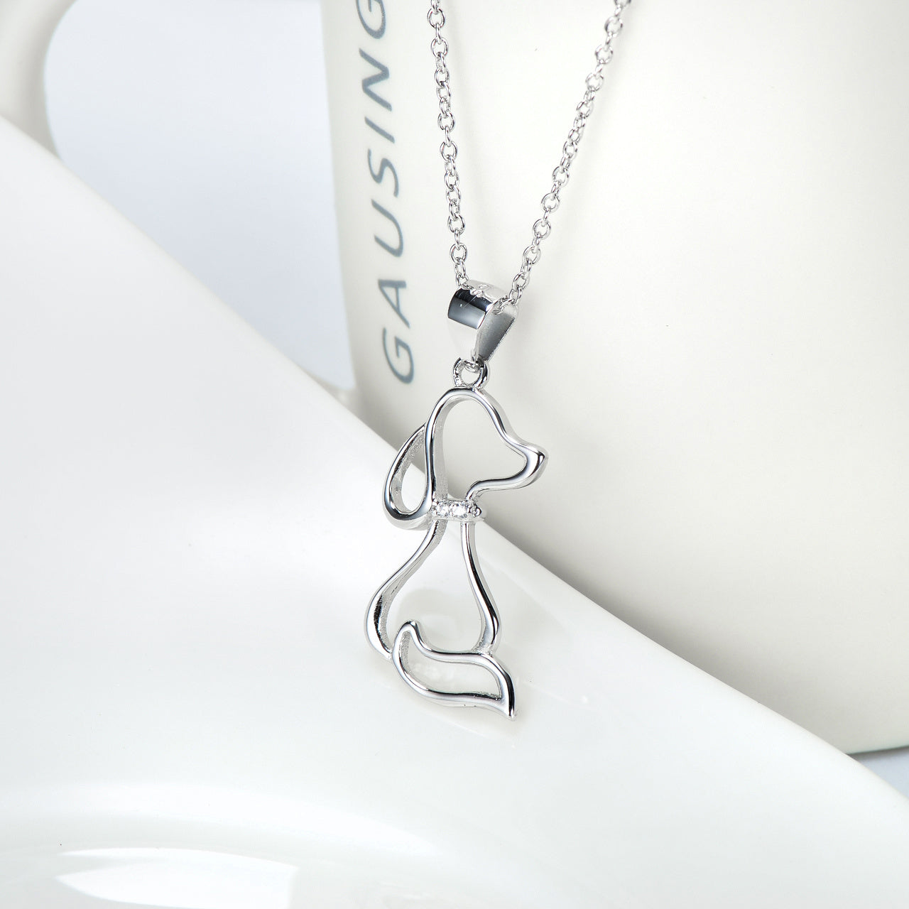 Halsband med hund i 925 sterlingsilver för damer