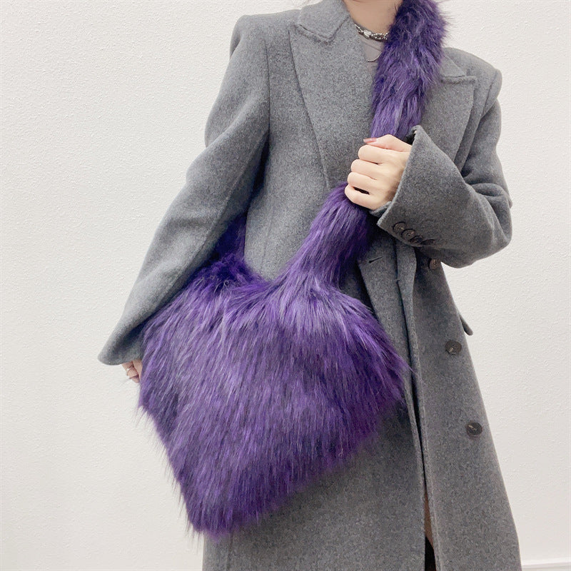 Sacs à bandoulière en polaire d'hiver pour femmes, sac à bandoulière en forme de cœur en peluche, sac d'amour de grande capacité
