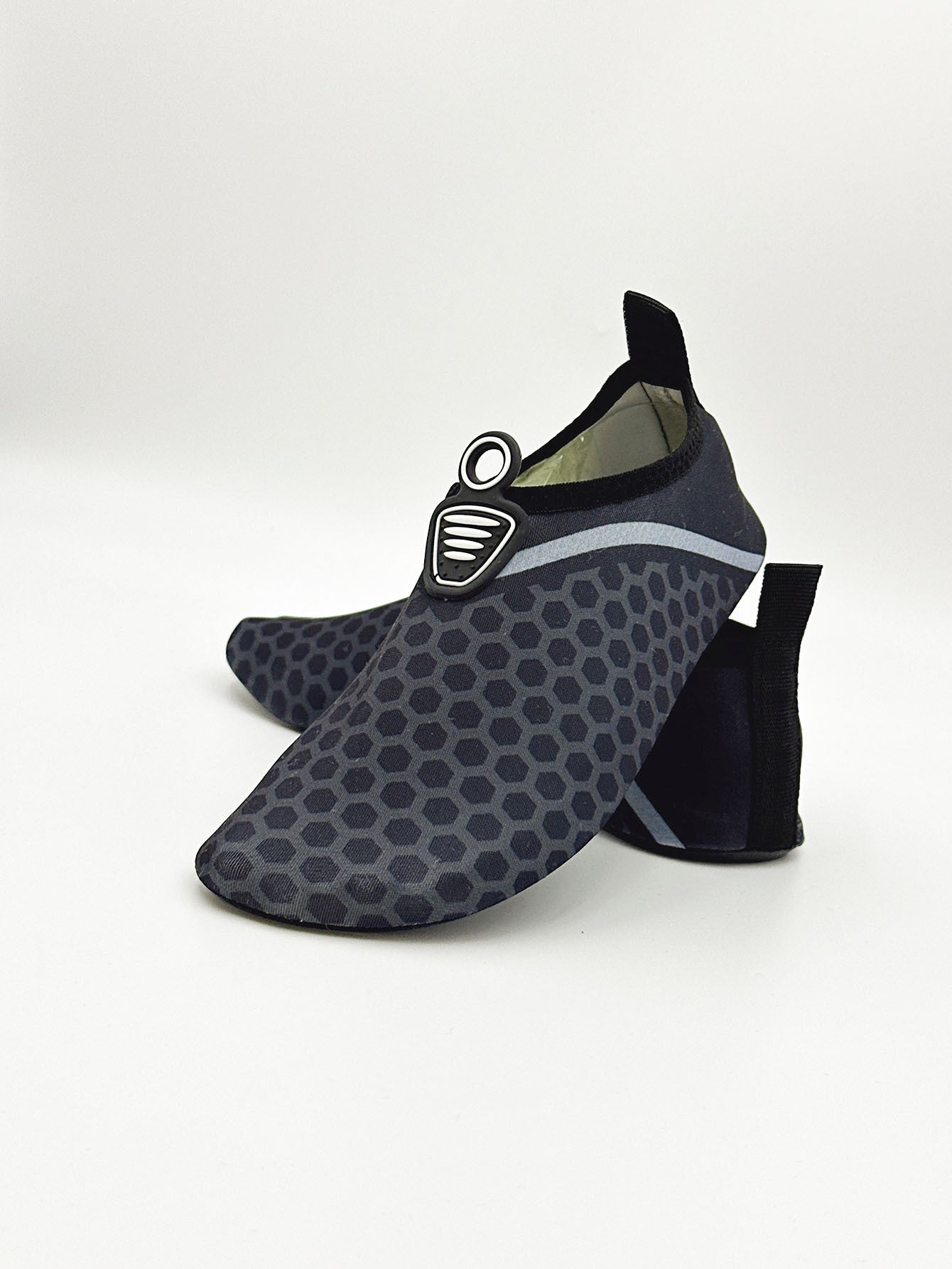 Summer Quick-drying Beach Shoes - Non-slip Soft Bottom for Outdoor Fun