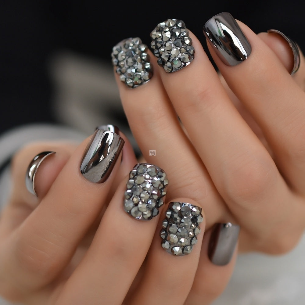 Professional Metal Press-On Nails - Women's High-Quality Collection | Realistic Shape Easy Clean