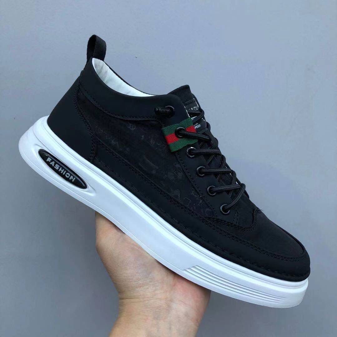 Paraplytyg andningsbara sneakers för män