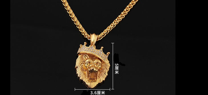 Europe et États-Unis vendant des colliers lumineux hip-hop couronne de diamant lion hommes unisexe pendentif lumineux hiphop plaqué or