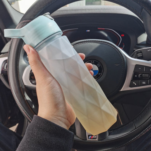 Sprayvattenflaska för tjejer Utomhussport Fitness Vattenkopp Stor kapacitet Sprayflaska Dryckesartiklar Reseflaskor Köksprylar
