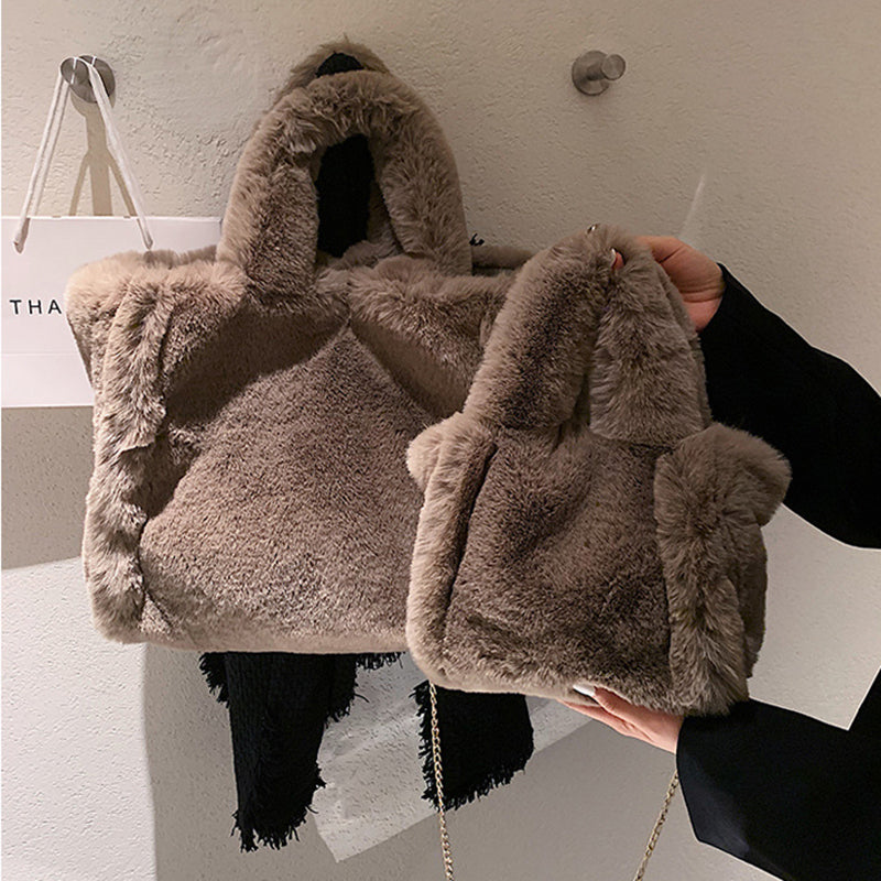 Cozy Winter Plush Tote - Chain-Accent Faux Fur Handbag for Cold Weather