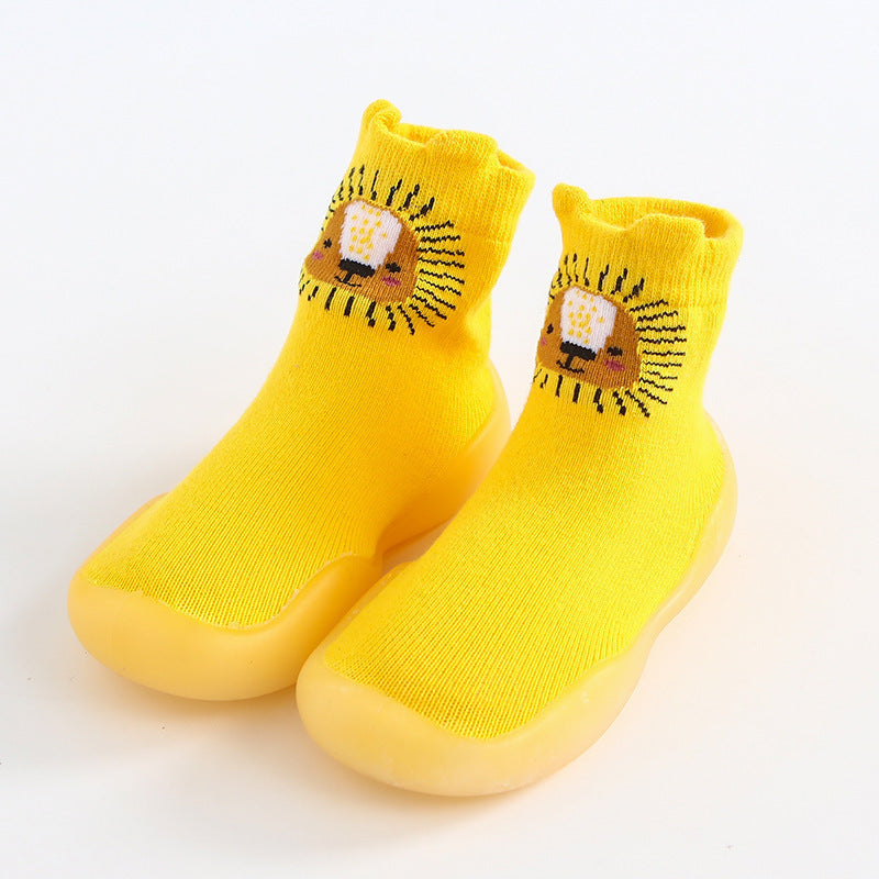 Chaussures pour tout-petits, chaussettes pour enfants