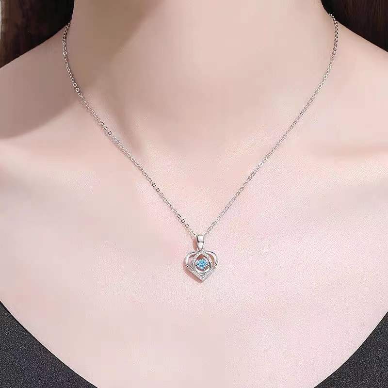 S925 Slående hjärtformade halsband Kvinnor Lyx Kärlek Strass Halsband Smycken Present till Alla hjärtans dag