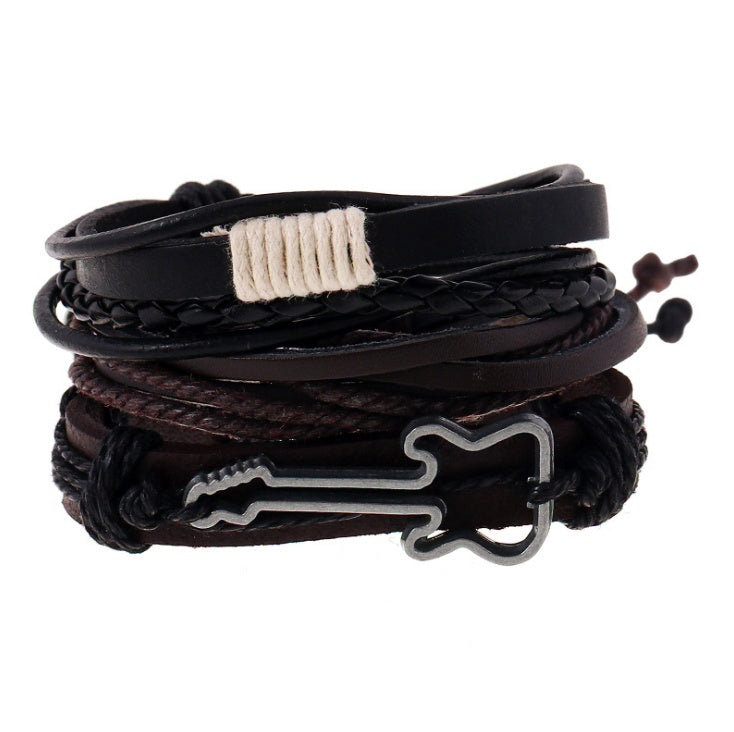 Moderiktiga pärlbesatta läderarmband och armband
