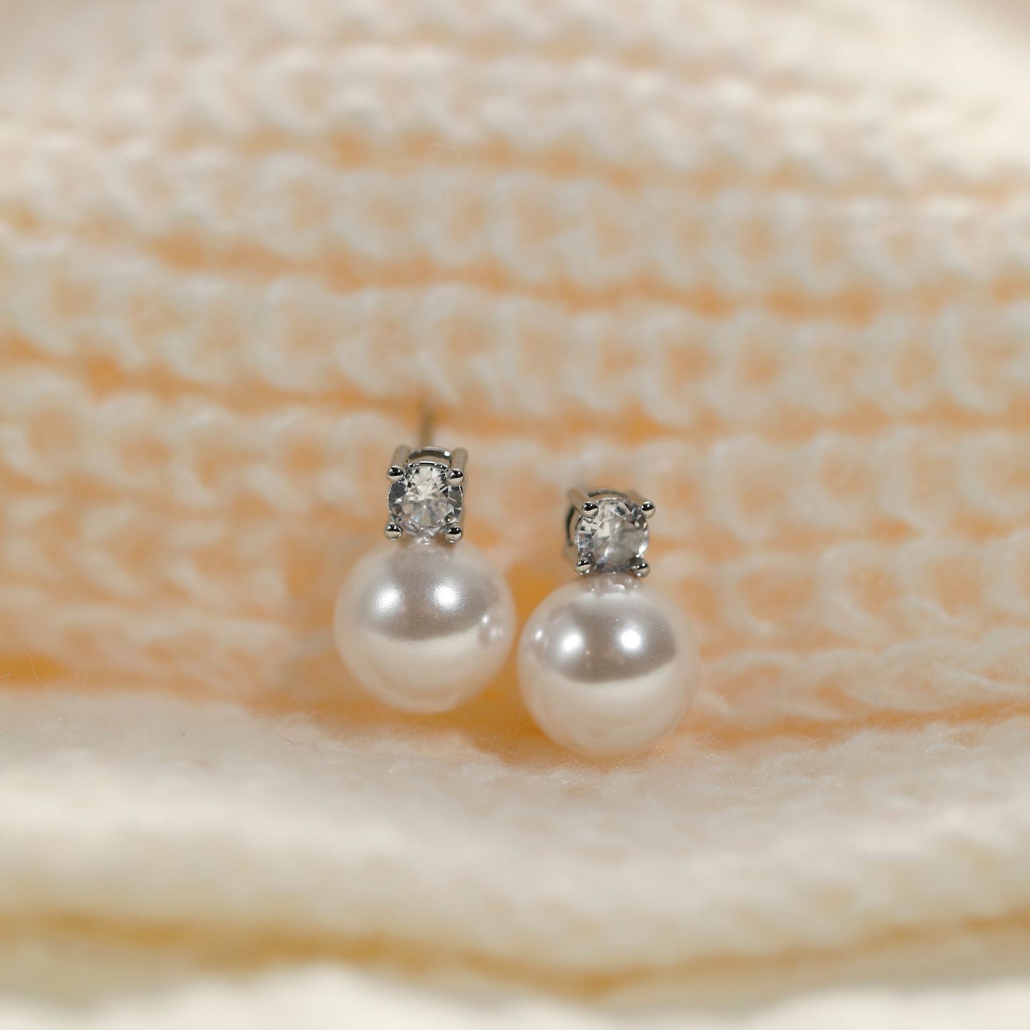 Copper Plating Single Zircon Pearl Silver Stud Earrings