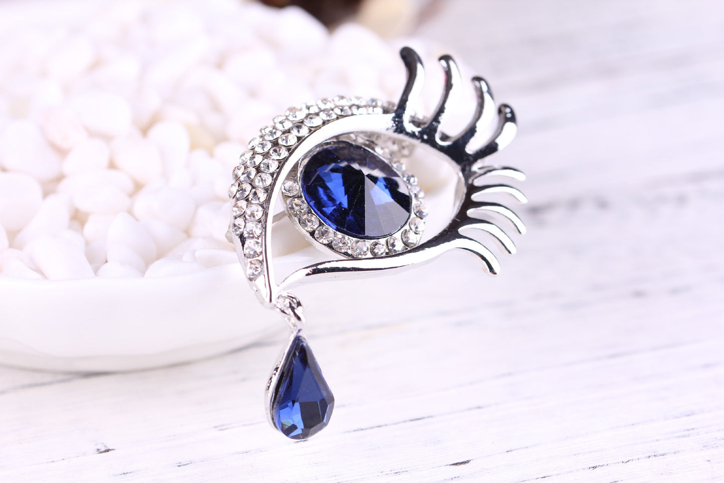Diamantprydd brosch