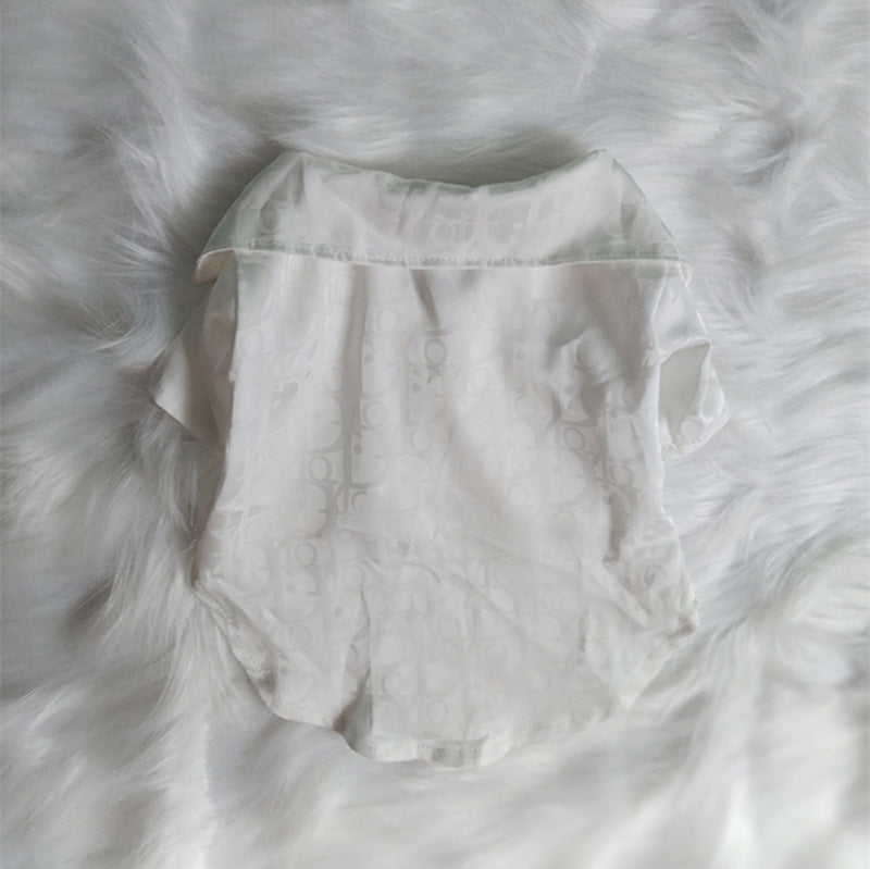 Vêtements de chemise pour chien et chat