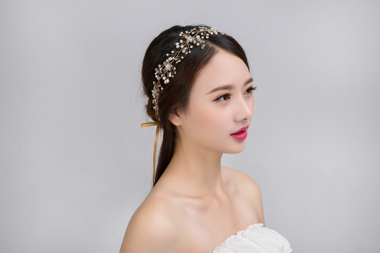 Accessoires de cheveux de mariée en cristal d'or et d'argent faits à la main