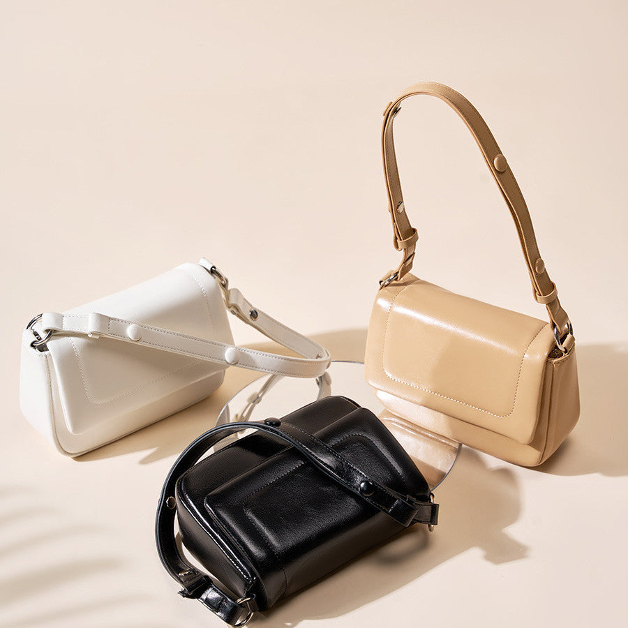 Sac à bandoulière en cuir véritable assorti sous les bras Nuages