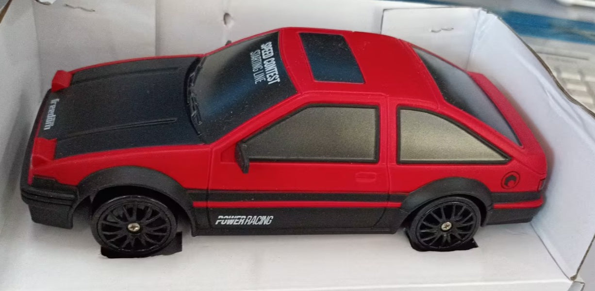 2.4G Drift Rc Bil 4WD RC Drift Billeksak Fjärrkontroll GTR Modell AE86 Fordon Bil RC Racing Billeksak För Barn Julklappar