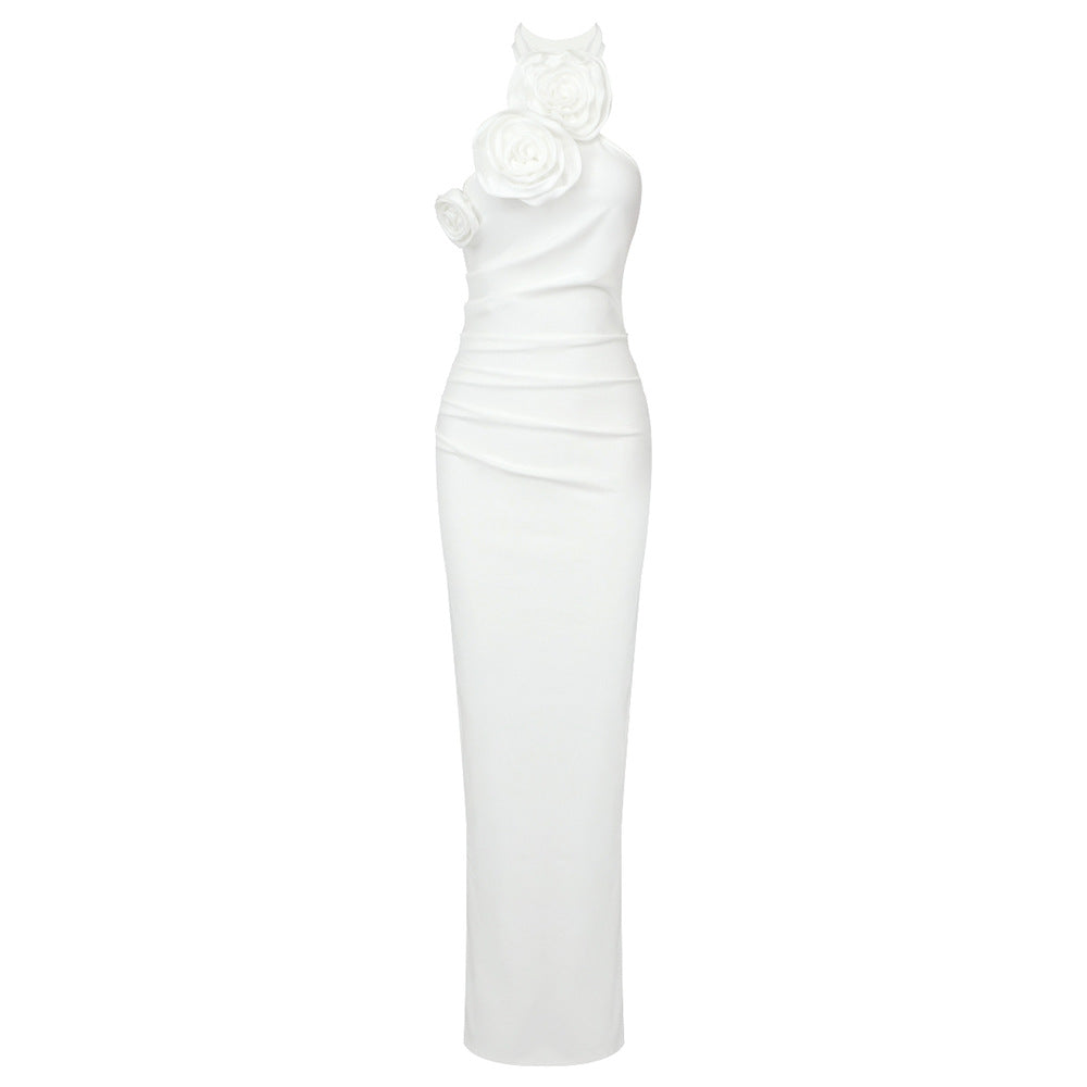 Ny modell Vitt band med blommig halterneck-lång klänning med hög sensuell stil