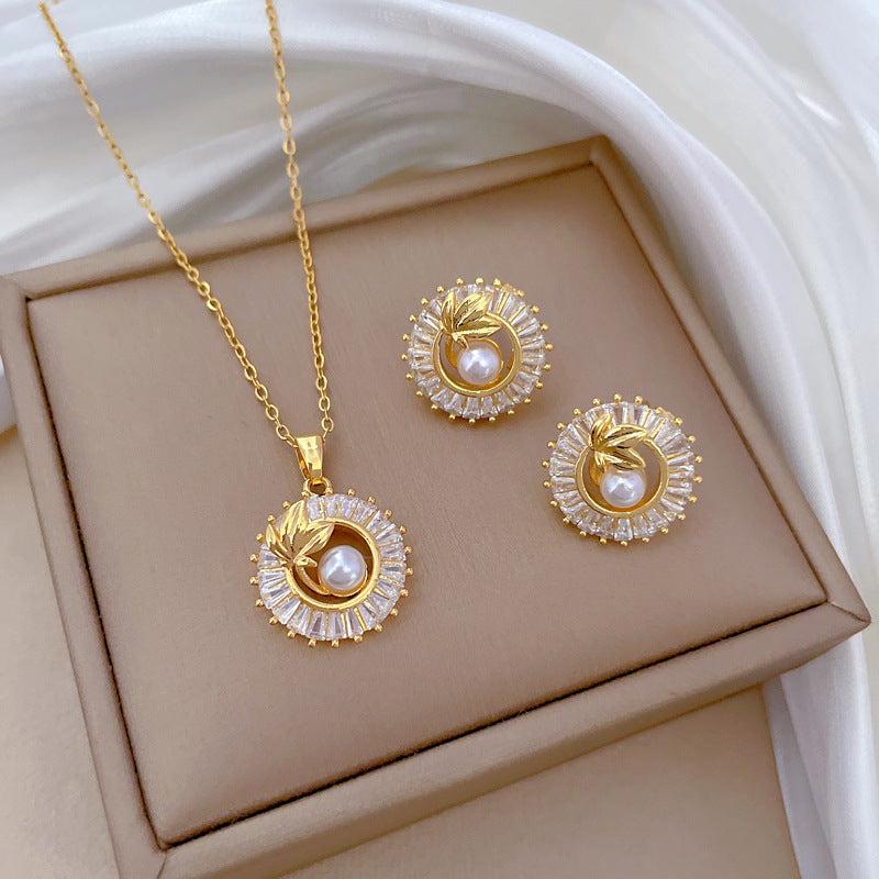 Mode smycken fyrkantig hel diamant personlig rund ring blad halsband och örhängen Suite