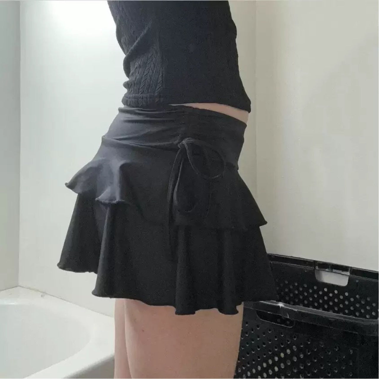 Professional Retro Irregular Pleated Skirt - Polyester Construction (Black, XS-L, Lace-Up Design)