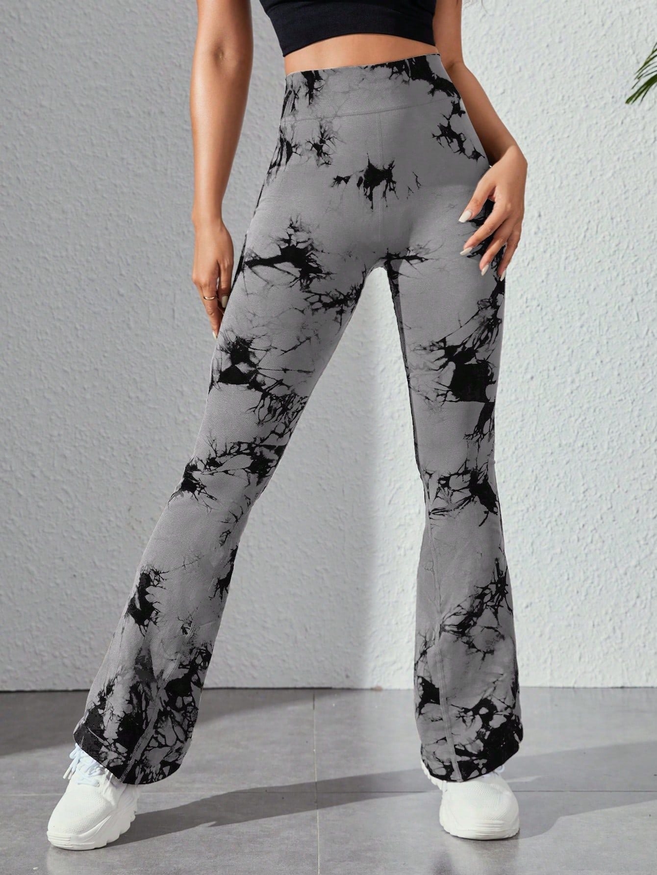 Tie-dyed Bell-bottom Pants Seamless Knitted Hip Lifting - Artistic Flow