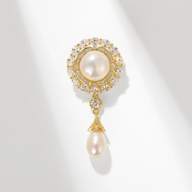 High-end Palace Style Zirkon Brosch Rund Vattendroppe Shell Pärlor Temperament Kläder Tillbehör Pin