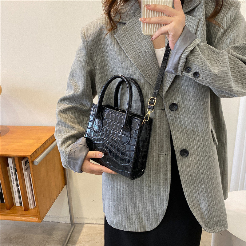 Dammode Enkel enfärgad Crossbody-väska i stenmönster