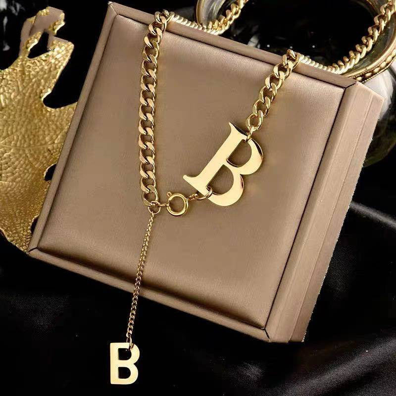 Chaîne collier court pour femme M lettre pendentif cou bijoux