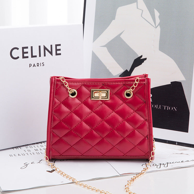 Quilted Mini Chain Bag - Geometric Rhombus Pattern Crossbody for Women