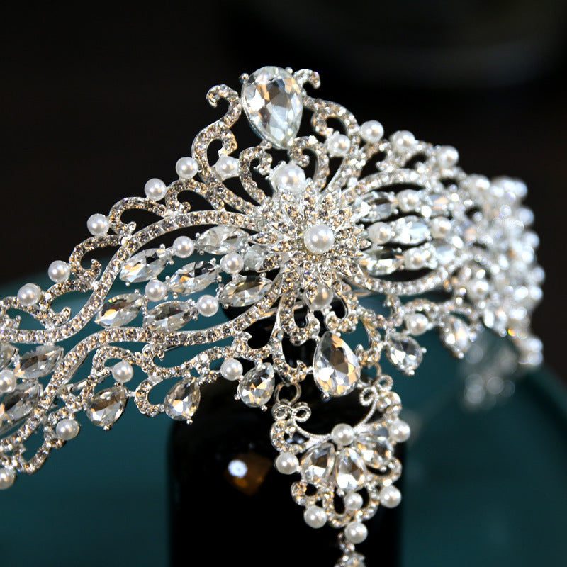 Couronne de mariée baroque, couvre-chef à la mode